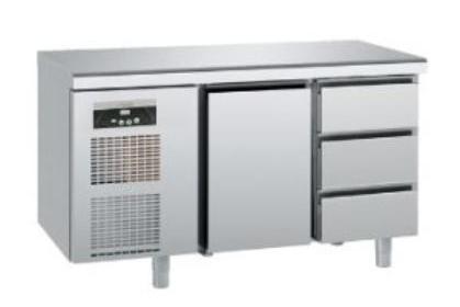 Стол с охлаждаемым шкафом Sagi KIA13A
